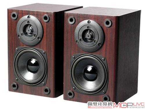 RDS1000是国内北方市场中出现得较早的木质音箱之一