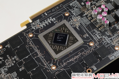 得益于28nm工艺制程和GCN架构的优化，Radeon HD 7870核心面积只有212mm2。