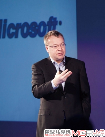 诺基亚CEO埃洛普因执着于Windows Phone，甚至被称为微软打入诺基亚内部的“余则成”。