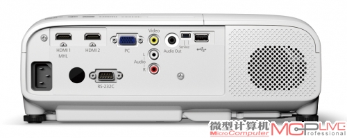 作为一台家用投影机，CH-TW5200提供的接口在类型和数量上是合格的，其中HDMI 1接口还支持MHL技术。